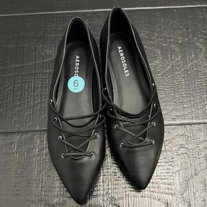 AEROSOLES Women's Black Lace-Up Loafers